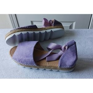 Lavender Laced Casual Sandals